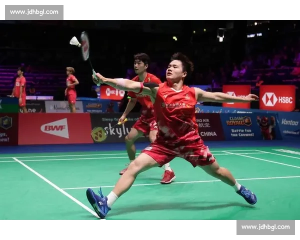 奥运冠军亮剑禁毒：梁伟铿王昶传递生命正能量