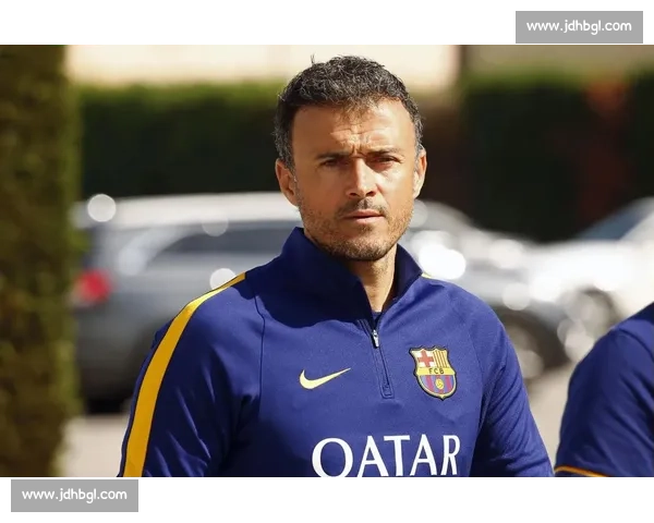 恩里克与梅西重逢：足球场外的温情史诗