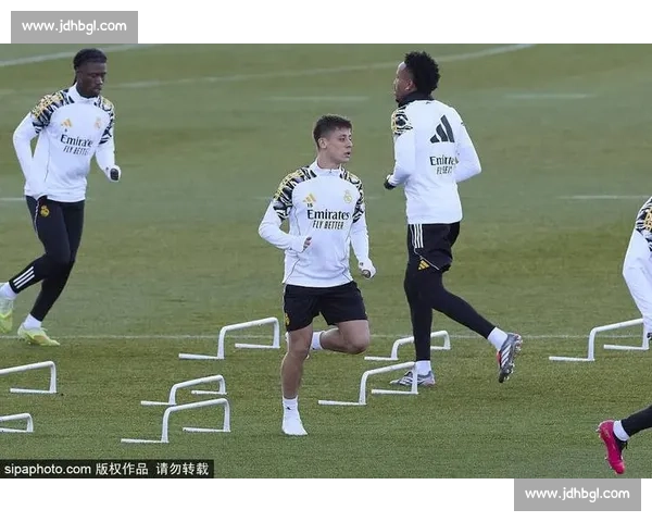 四连不胜！皇马新帅陷信任危机 更衣室失控平亚洲劲旅