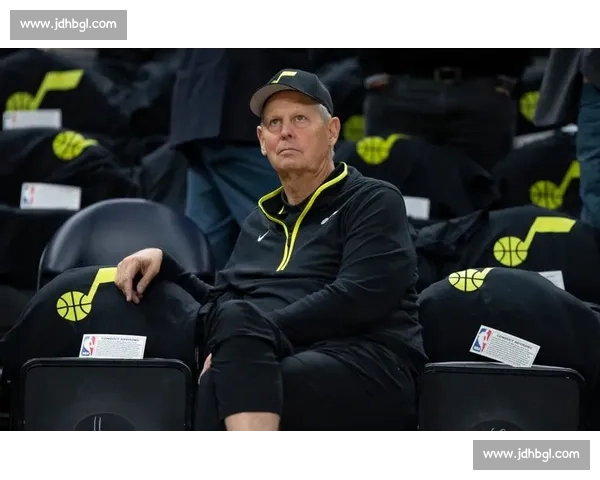 多队竞逐！太阳中锋理查兹成交易香饽饽，潜在下家浮出水面